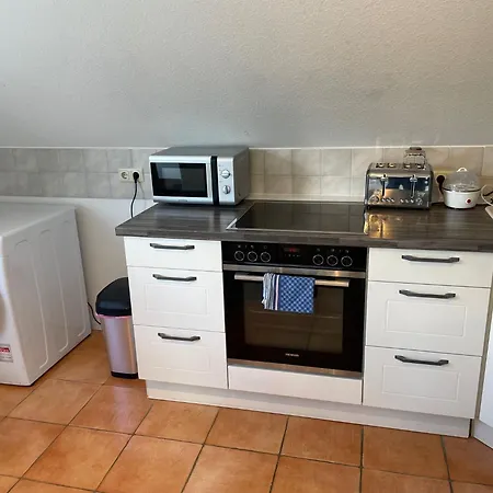 Eastside-apartment Whg 01 *